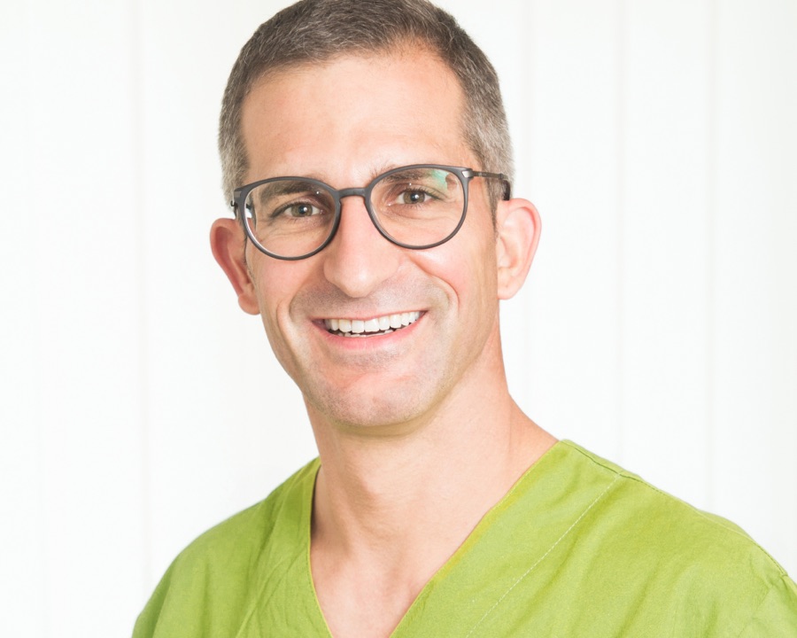 Dr. med. dent. Luigi Coletti, Eidg. dipl. Zahnarzt – Zahnarztpraxis Coletti, Zunzgen